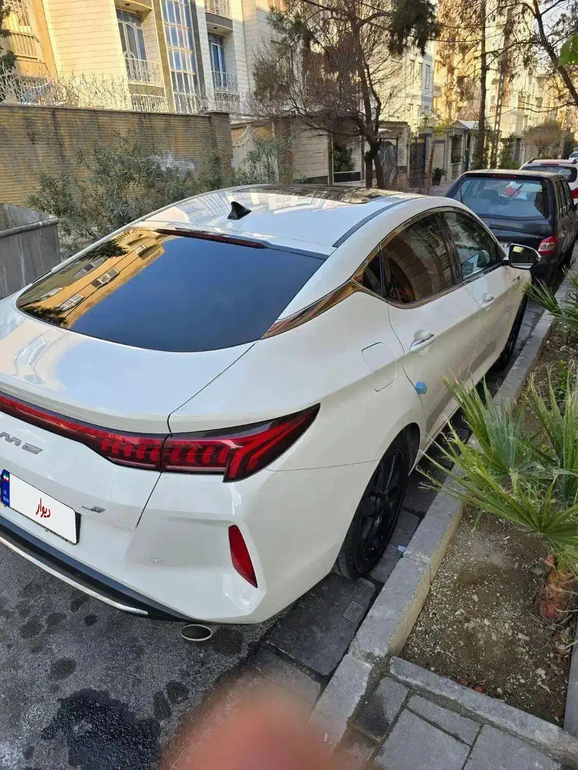 کی ام سی j7 درحد صفر ۴۰۲|خودرو سواری و وانت|تهران, صادقیه|دیوار