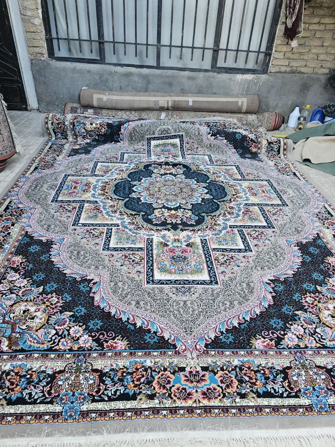 فرش ۱۲متری درحد اک|فرش|فریمان, |دیوار