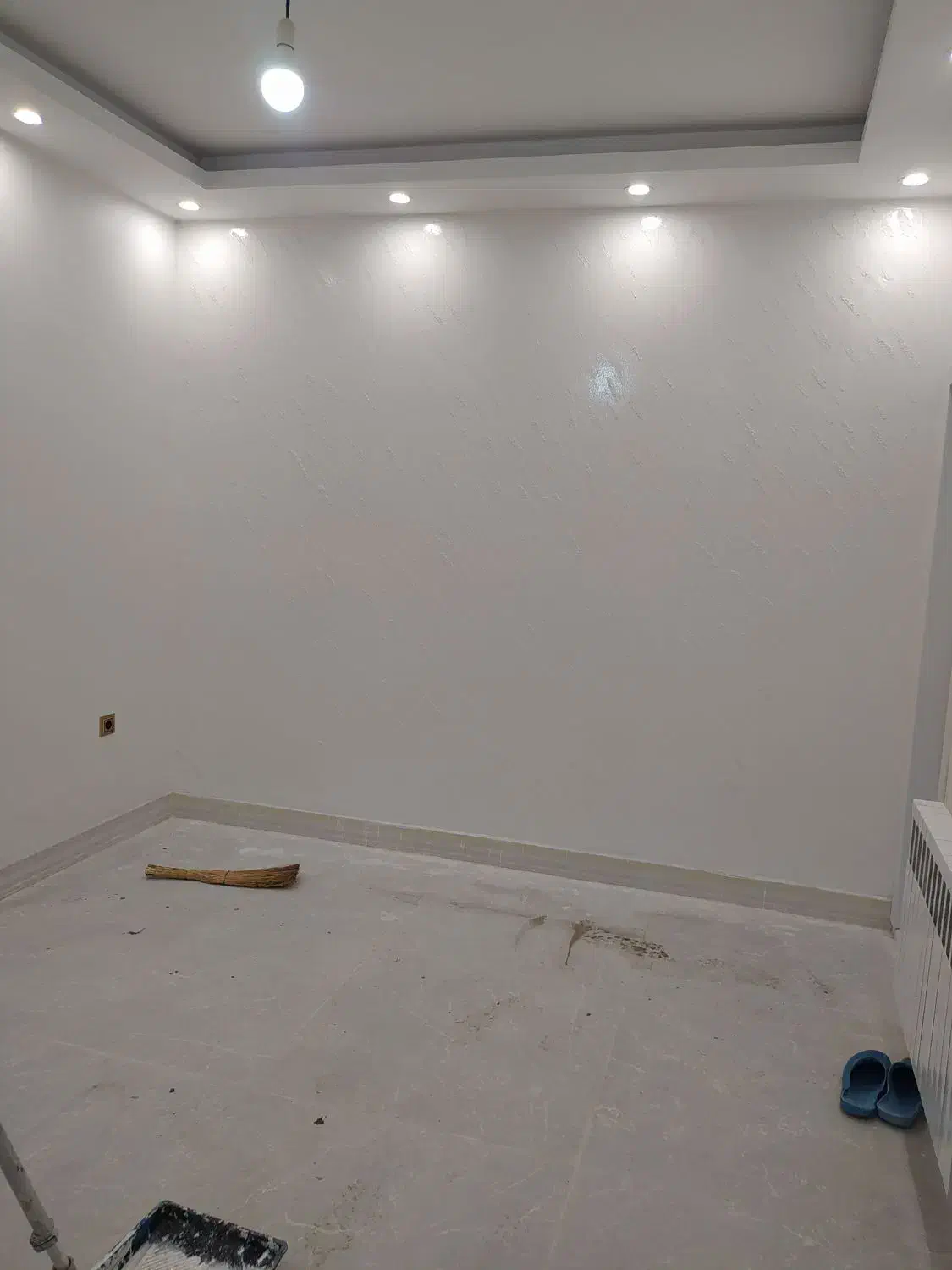 نقاشی ساختمان نضمینی|خدمات پیشه و مهارت|اندیشه, شهرک کوثر|دیوار