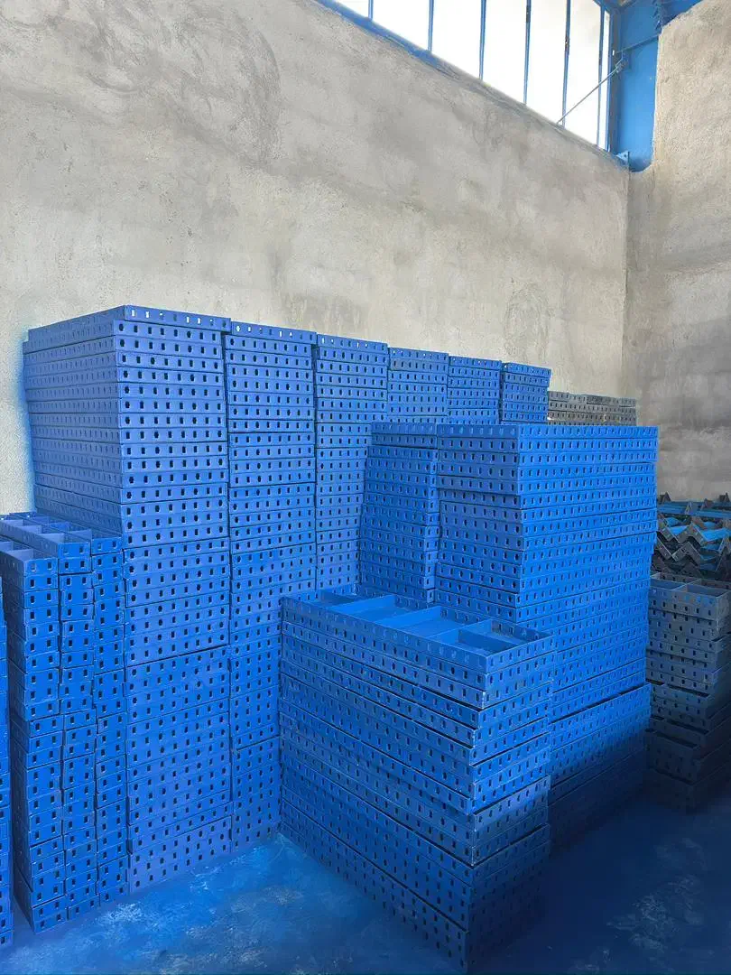 قالب فلزی|مصالح و تجهیزات ساختمان|فرخ‌شهر, |دیوار