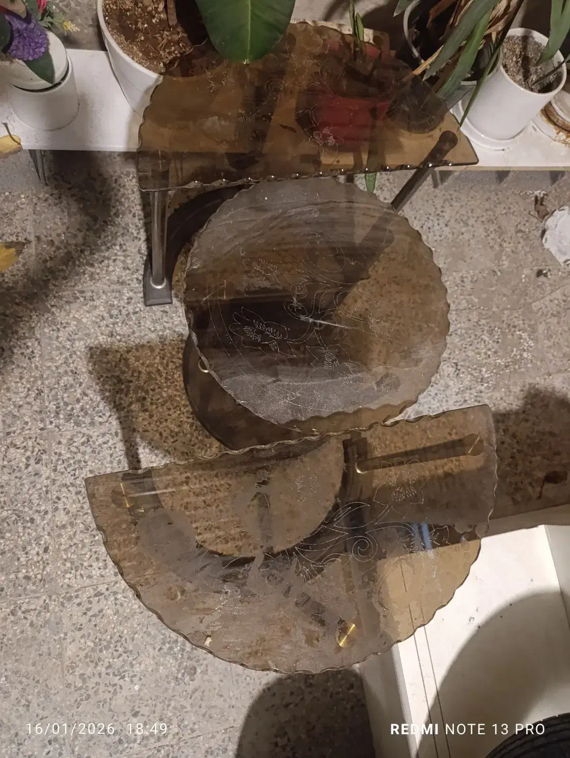 3عددگل میز شیشه ای تمیز|مبلمان خانگی و میز عسلی|امیدیه, |دیوار