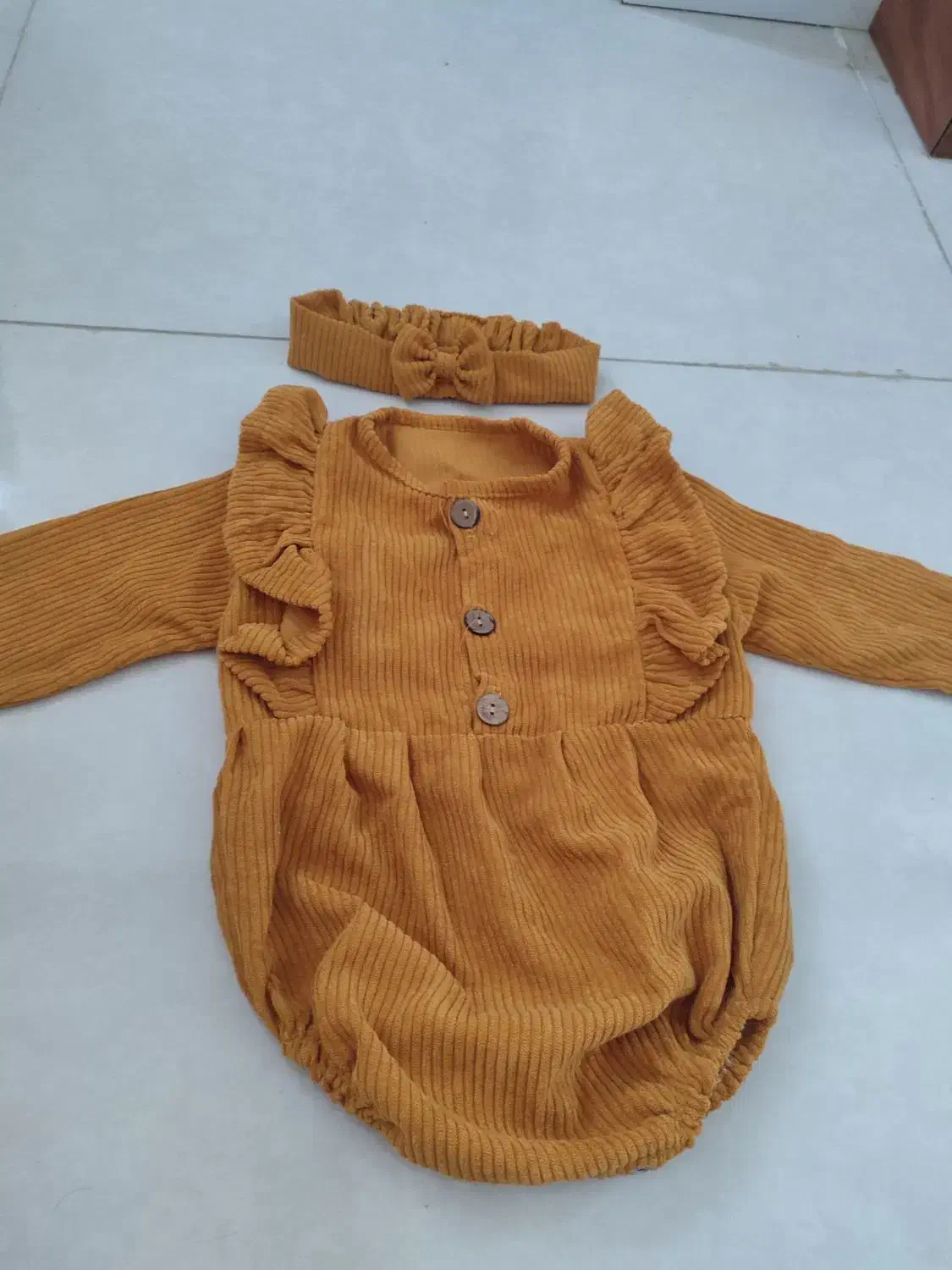 بادی .زیر دکمه|کفش و لباس بچه|رشت, استقامت ۱|دیوار