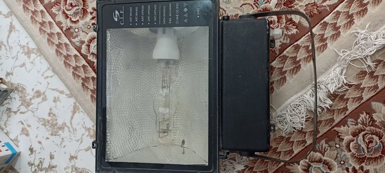 نور افکن یا پرژکتور|تلویزیون و پروژکتور|ایلام, |دیوار