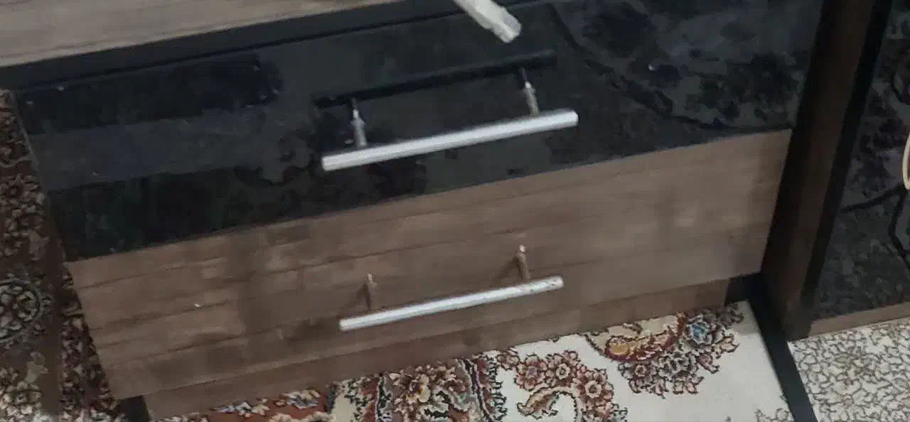 سرویس تخت خواب دو نفره و میز آرایش|تخت و سرویس خواب|کنارک, |دیوار