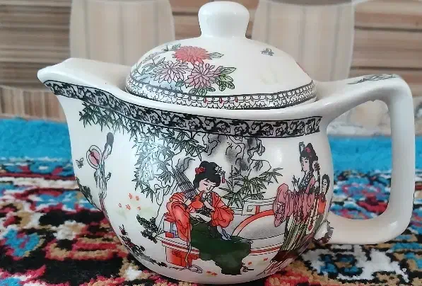 سوپ خوری چینی|ظروف سرو و پذیرایی|قم, چهار مردان|دیوار