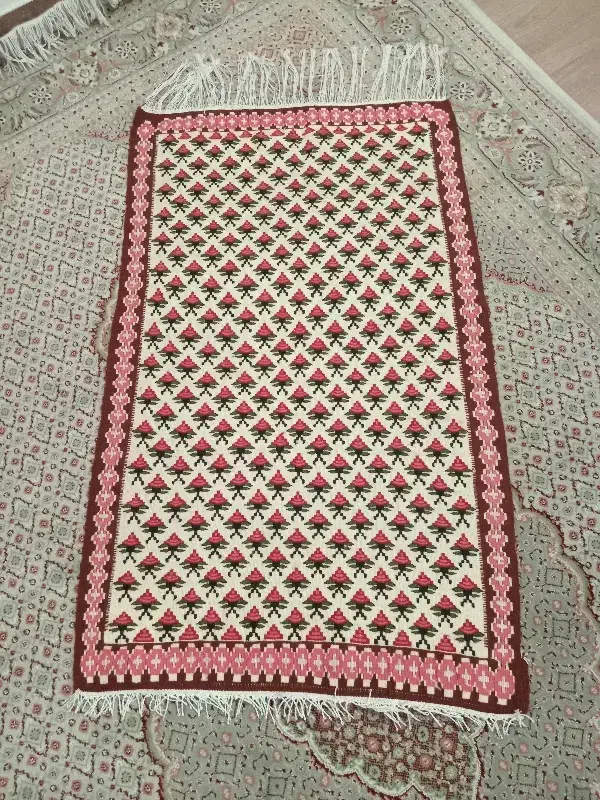 سجاده های بسیار‌زیبا گل برجسته وسه بعدی|فرش|سنندج, |دیوار