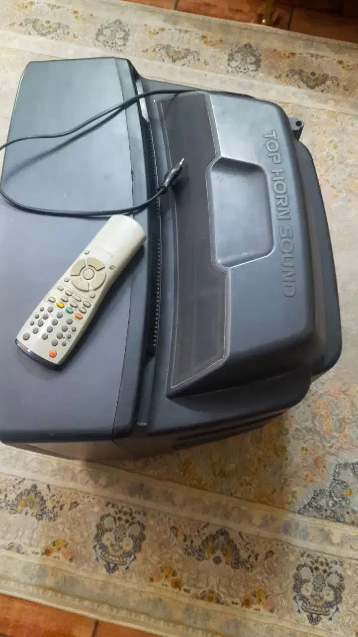 تلویزیون ۲۱ اینچ|تلویزیون و پروژکتور|زنجان, |دیوار