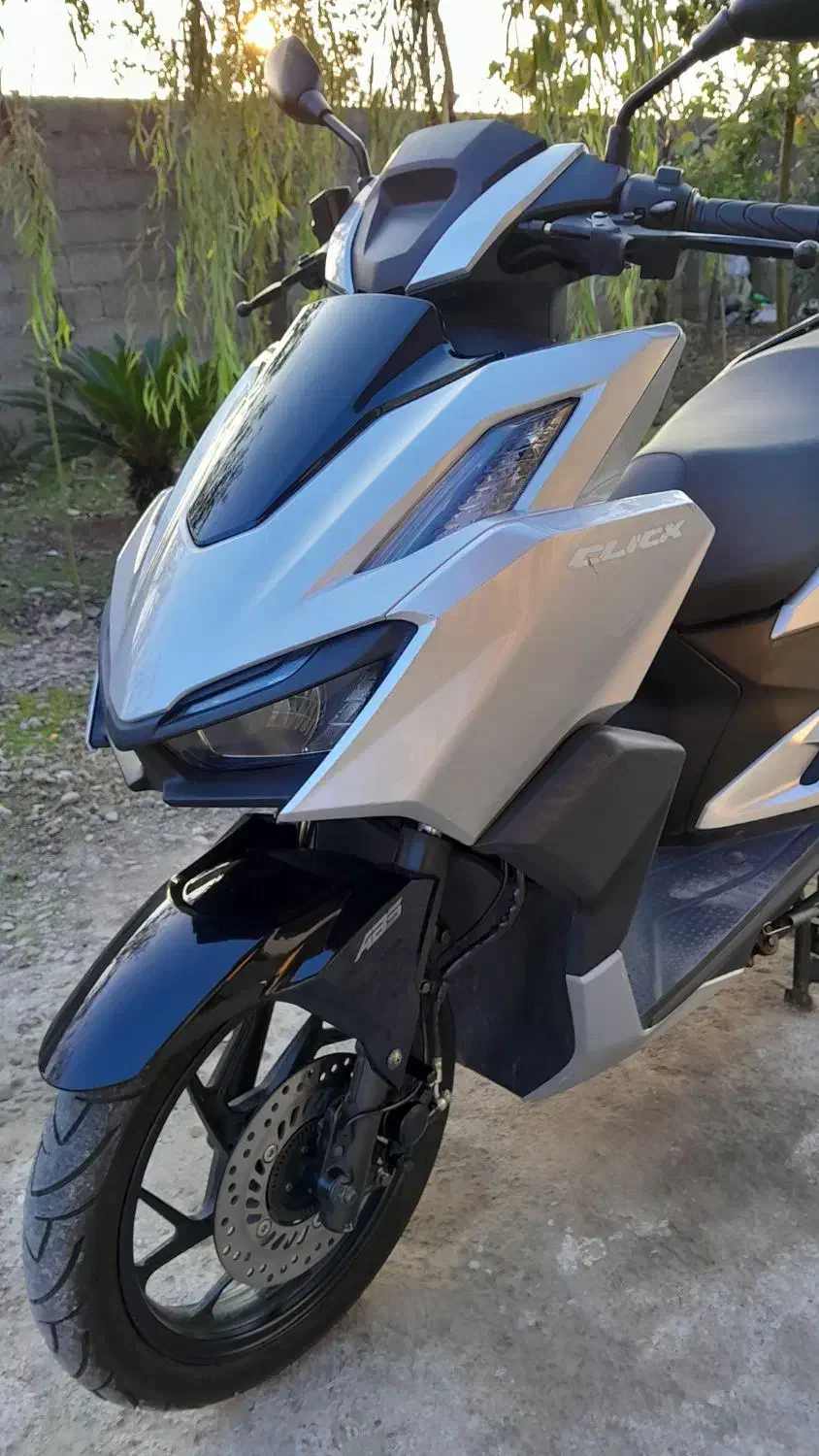 موتور کلیک اصلی  مدل ۱۴۰۲|موتورسیکلت|سنگر, |دیوار