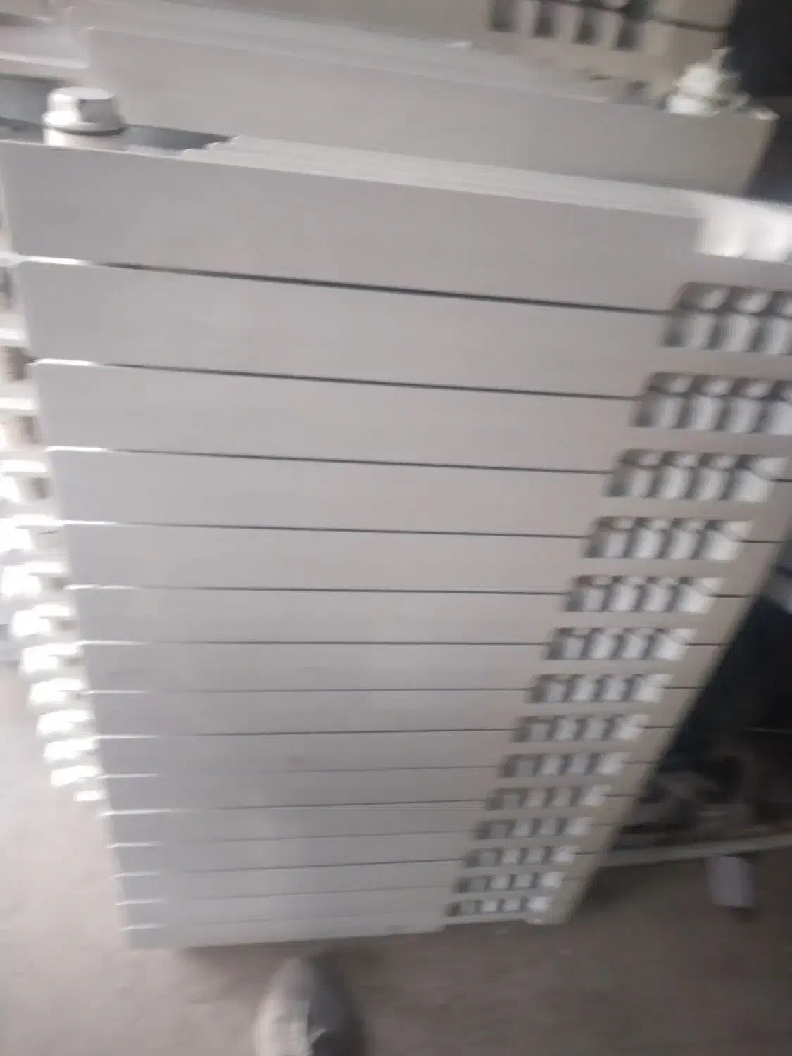 کمتر از یک سال کار کرده در حد نو به ضمانت|آبگرمکن، پکیج، شوفاژ|تهران, خاک سفید|دیوار