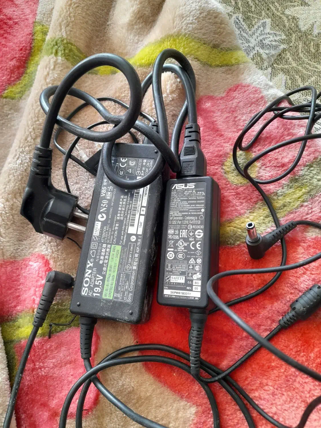 شارژر لبتاپ ایسوس و سونی،کابل۳فیش و hdmi|قطعات و لوازم جانبی رایانه|لنجان, |دیوار