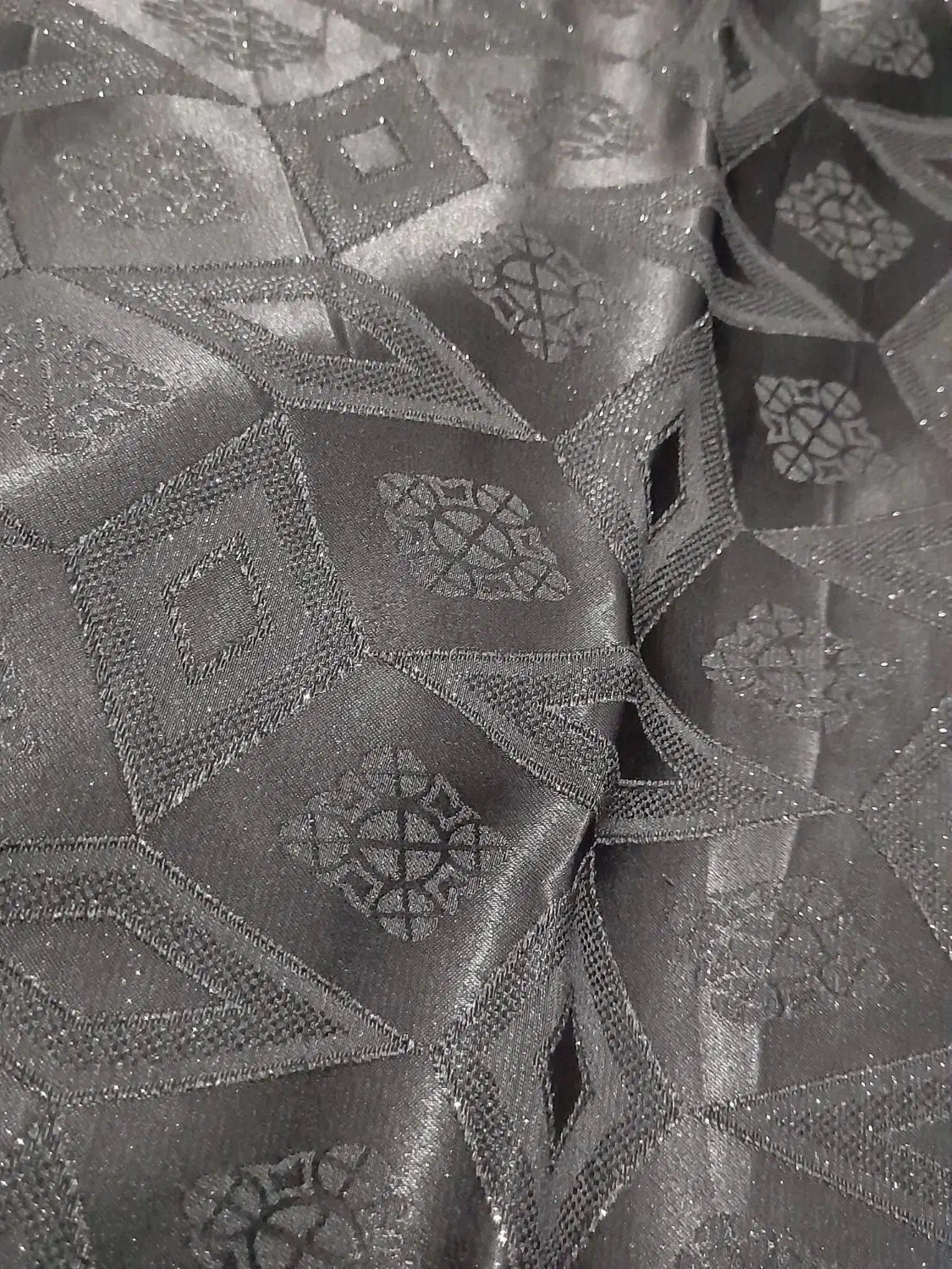 چادرمشکی|لباس|مشهد, ایثار|دیوار