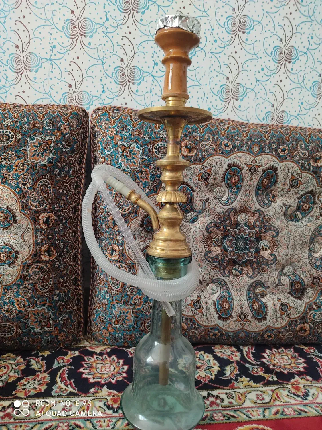 قلیون تمام برنجی|کلکسیون اشیاء عتیقه|کاشمر, |دیوار