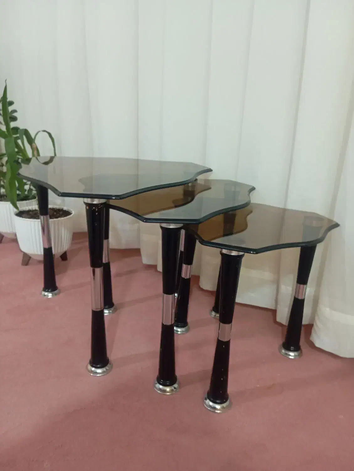 میز جلو مبلی همراه با سه میز عسلی|مبلمان خانگی و میز عسلی|شهرضا, |دیوار