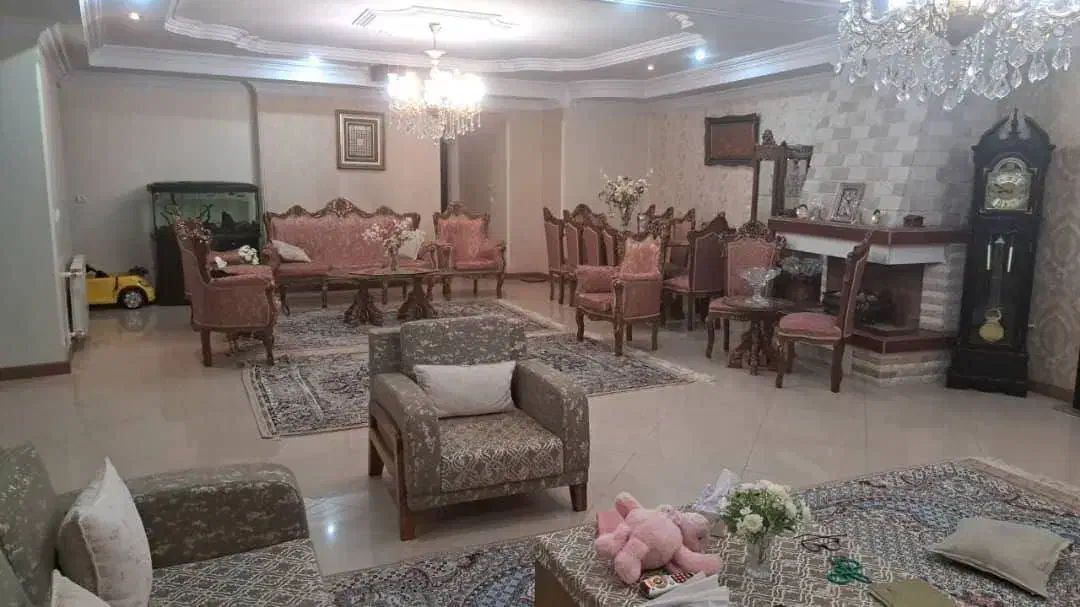 اجاره واحد 180 متری