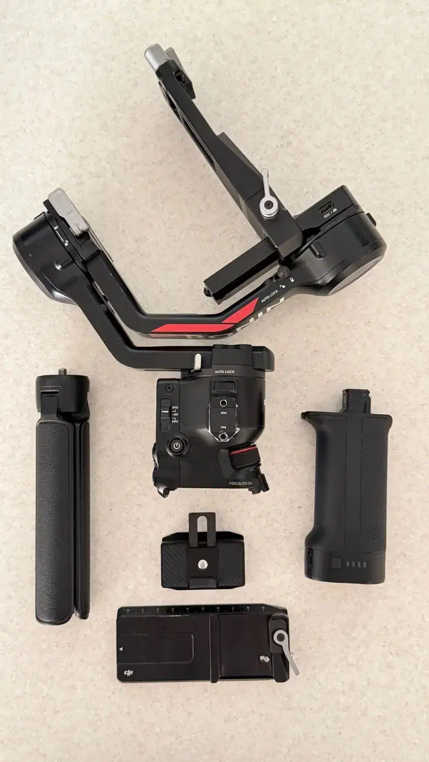 گیمبال dji rs4 standard|دوربین عکاسی و فیلم‌برداری|اصفهان, خواجو|دیوار