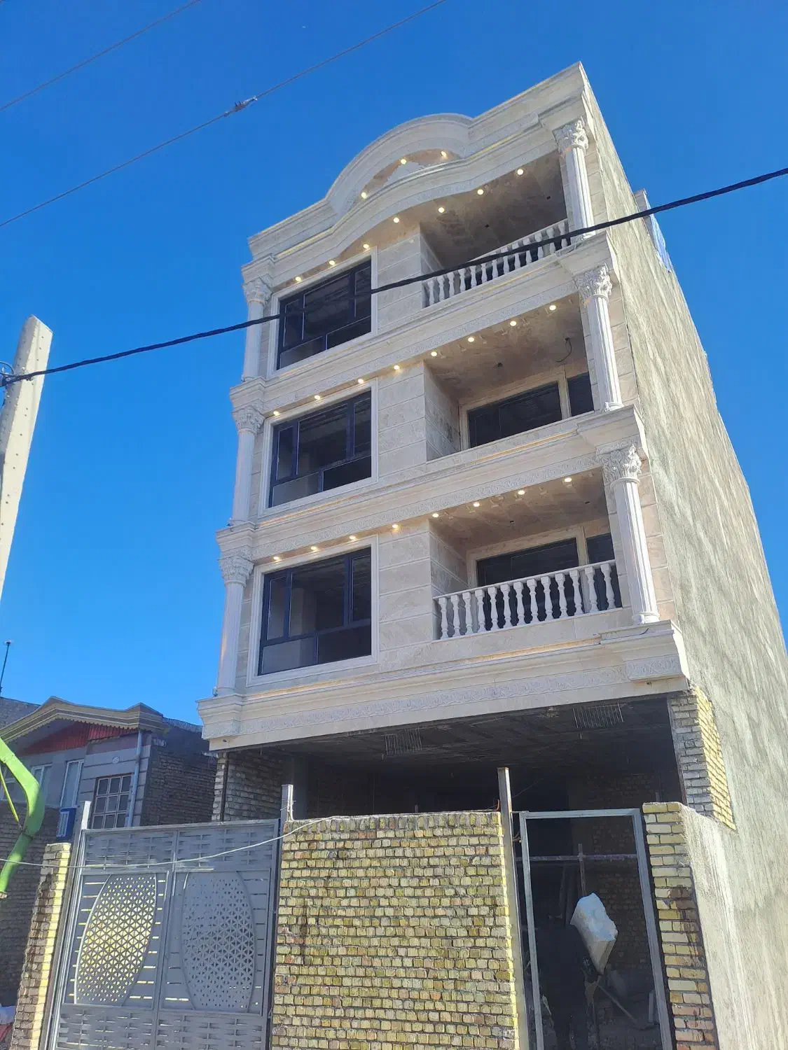 درب پنچره دوجداره یو پی وی سی منصف|خدمات پیشه و مهارت|اراک, |دیوار