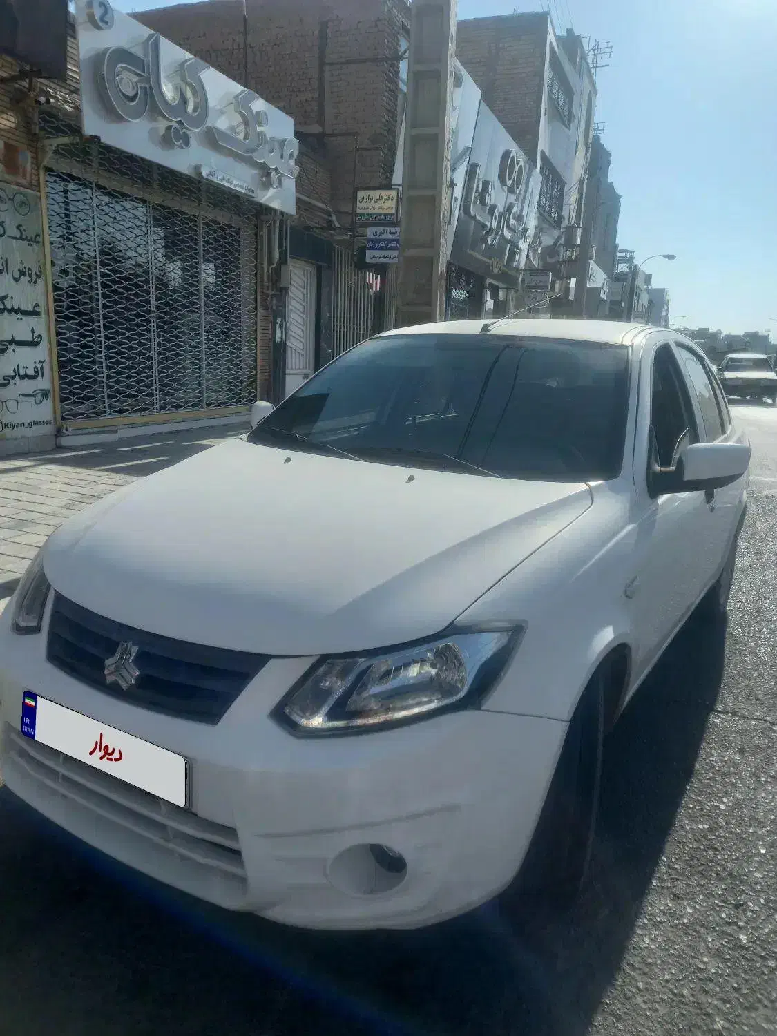 خودرو ساینا، مدل ۹۹ کم کارکرد، خانگی|خودرو سواری و وانت|یزد, |دیوار