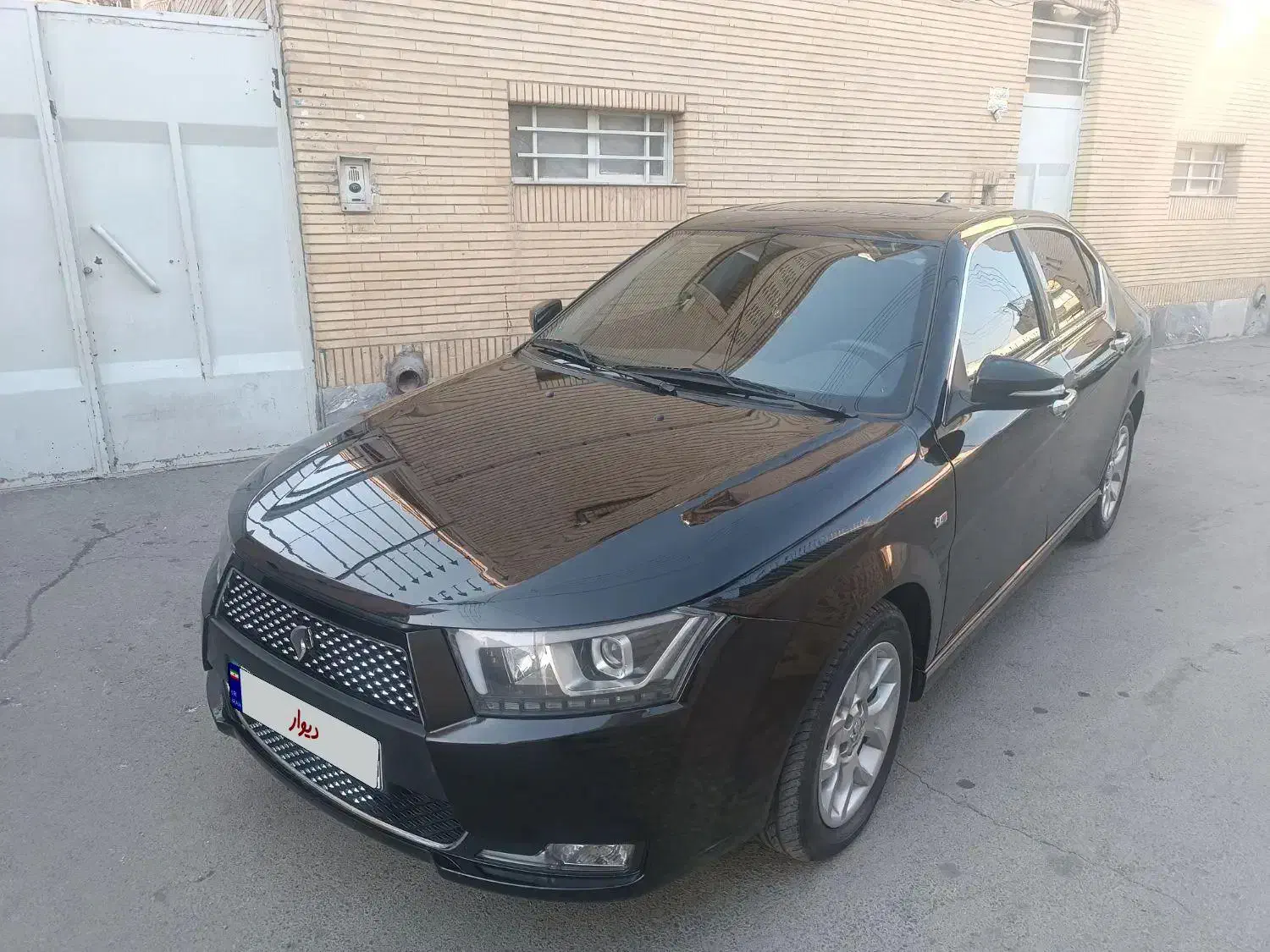 دنا پلاس 6دنده مشکی|خودرو سواری و وانت|اصفهان, باغ فردوس|دیوار