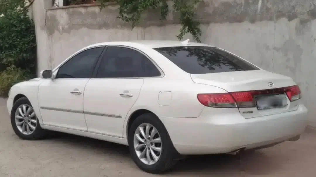 ازرا سفید صدفی|خودرو سواری و وانت|رویان, |دیوار