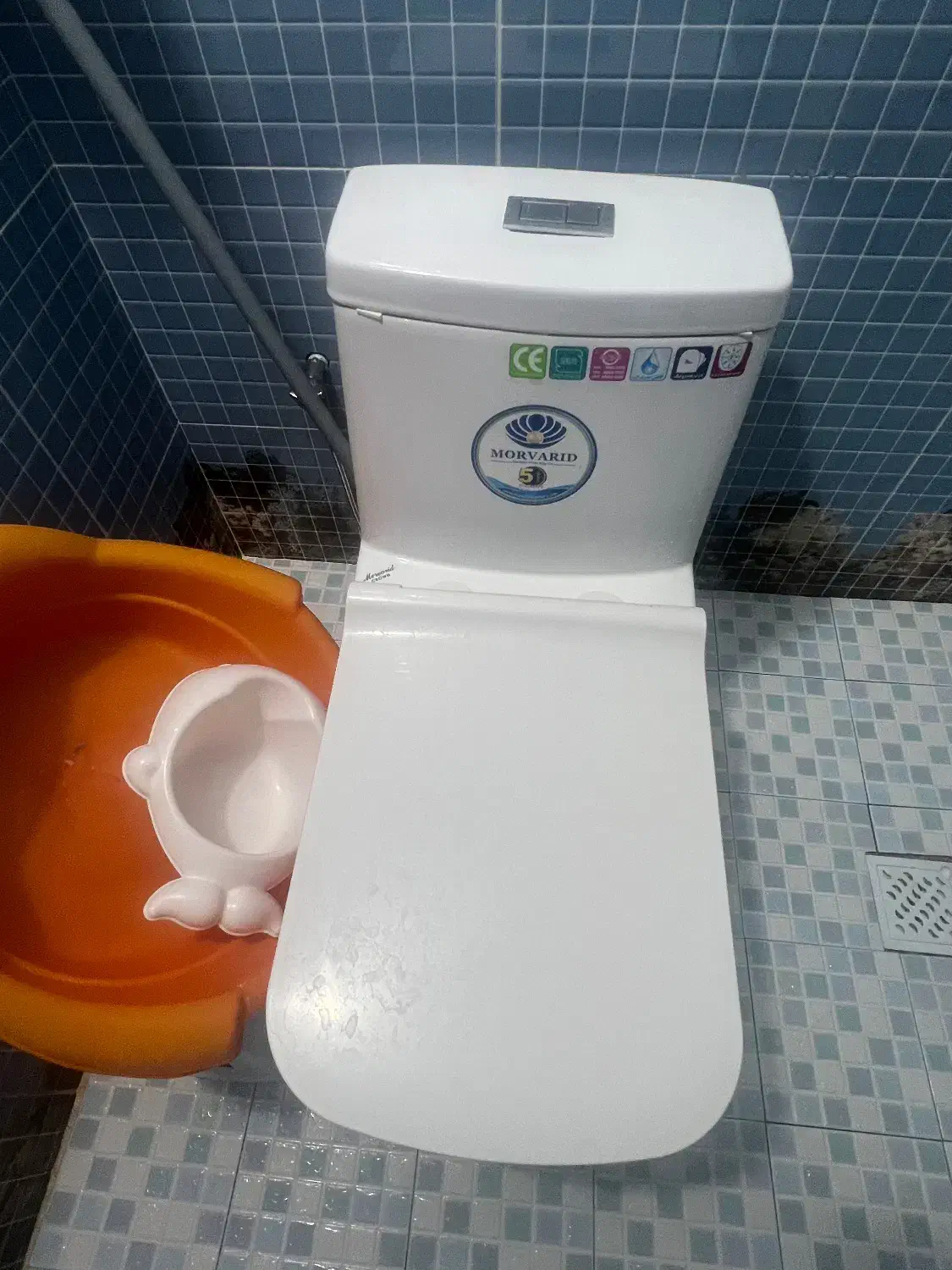 ست شیر الات و توالت فرنگی|لوازم سرویس بهداشتی|مبارکه, |دیوار