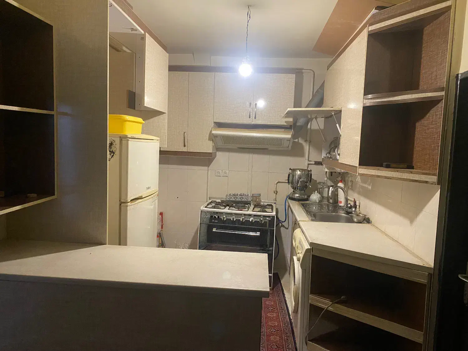 مسکن مهر طبقه اول ( بر بلوار اصلی )|فروش آپارتمان|سیرجان, |دیوار