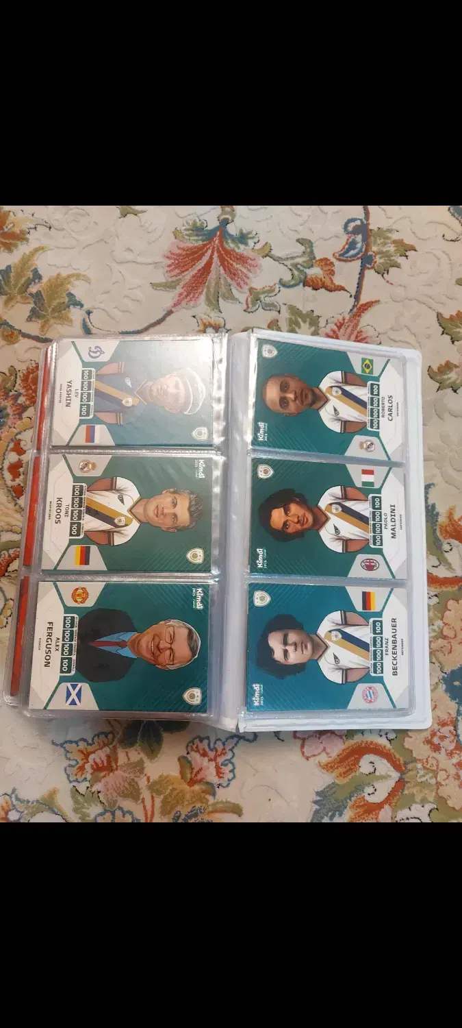 ۳۲۰ عدد کارت کیمدی و ۴۰۰ تا فیگور و ۲ جا فیگور|اسباب‌بازی بچه|قیدار, |دیوار