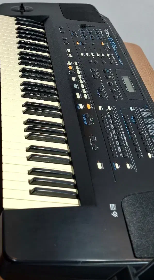 Roland E56|پیانو، کیبورد، آکاردئون|مبارکه, |دیوار