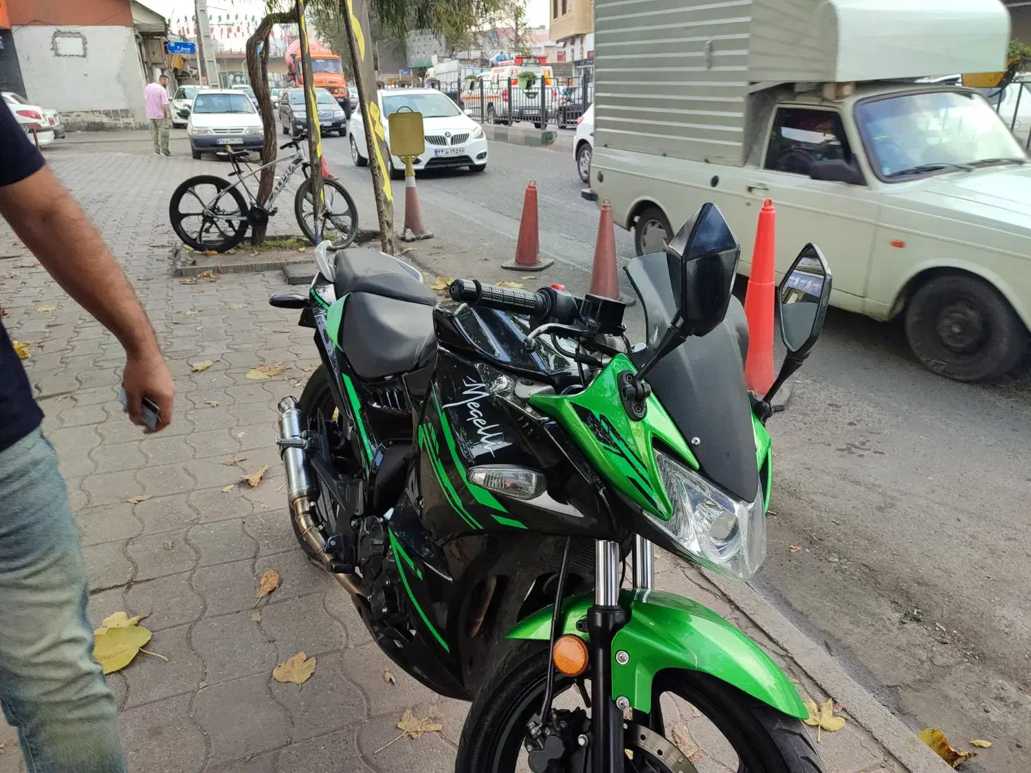 موتور مگلی ۲۰۰ ـ۴۰۳|موتورسیکلت|رشت, سلیمانداراب|دیوار