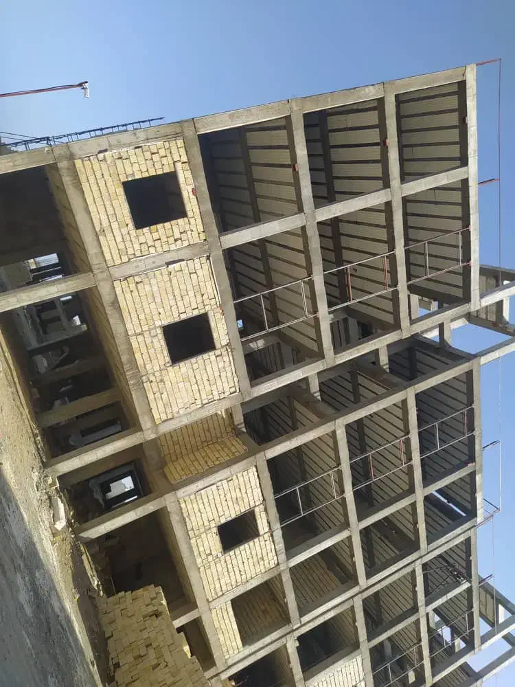 استخدام بلوک چینی بلوک زن سرامیک کار و آرماتور بند|استخدام معماری، عمران و ساختمانی|چابهار, |دیوار