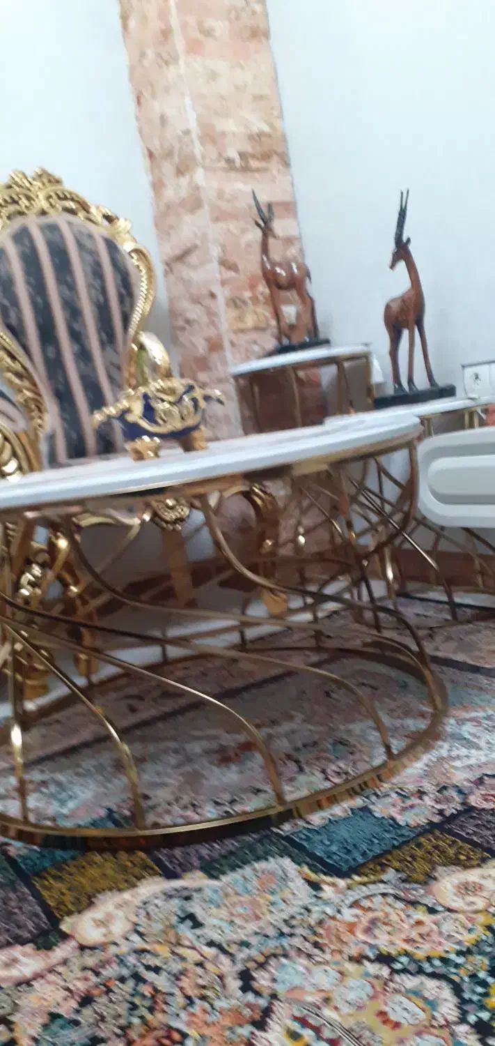 عسلی سالم و تمیز|مبلمان خانگی و میز عسلی|رباط‌کریم, نصیرشهر|دیوار