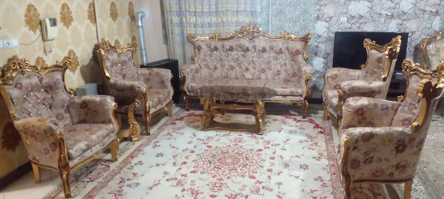 مبل  و منبت هفت نفره  به همراه  جلو مبلی و عسلی|مبلمان خانگی و میز عسلی|تهران, امیریه|دیوار