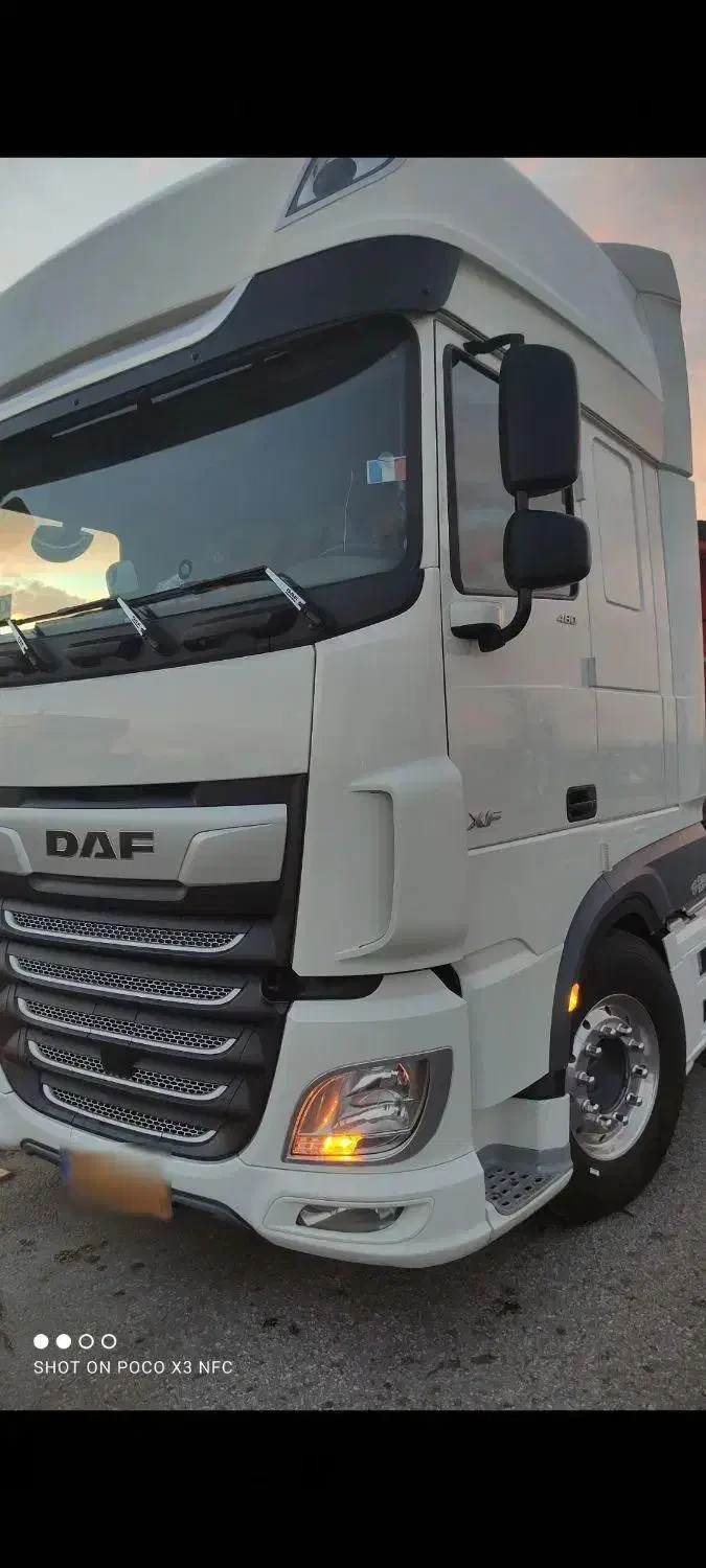 داف|خودرو سنگین|میانه, |دیوار