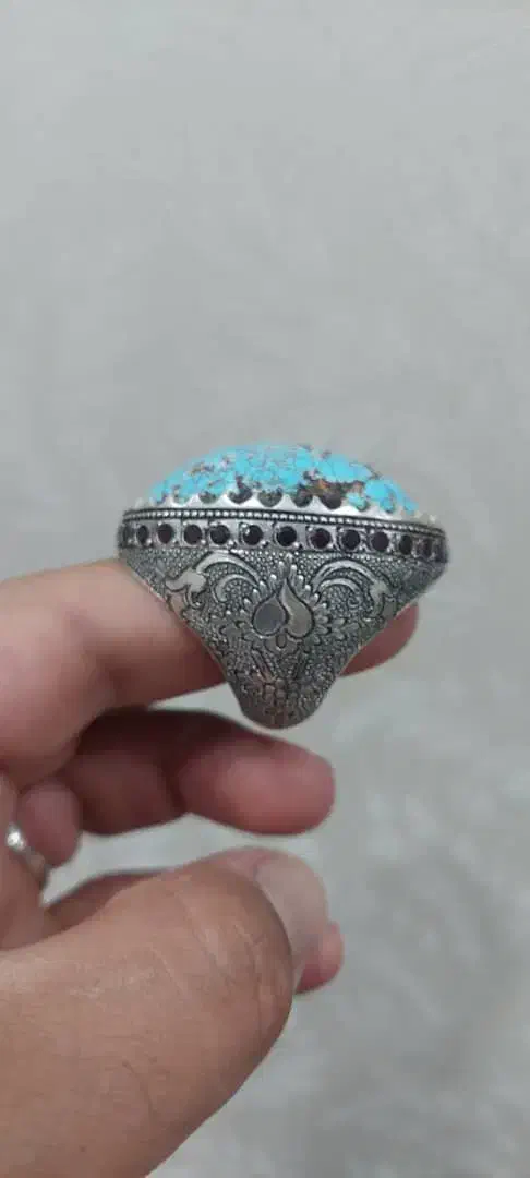 انگشتر فیروزه نیشابور غول پیکر مخراجکاری|جواهرات|میبد, |دیوار