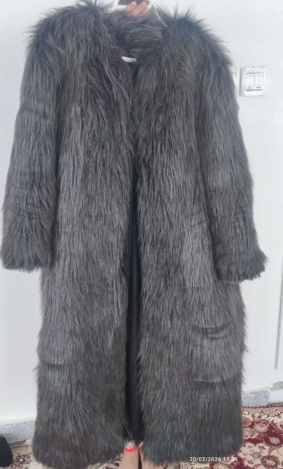 پالتو|لباس|مشهد, خواجه ربیع|دیوار