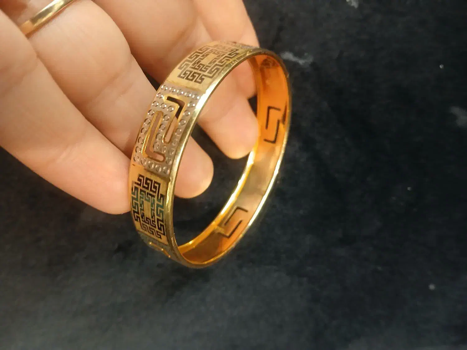 النگو شیک|جواهرات|جهرم, |دیوار