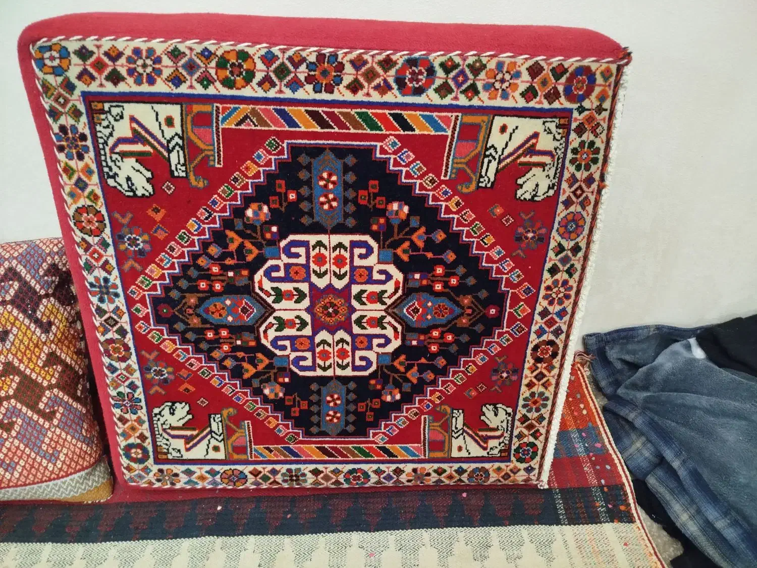 گلیم و پشتی سنتی|گلیم، جاجیم، گبه|شیراز, درکی|دیوار