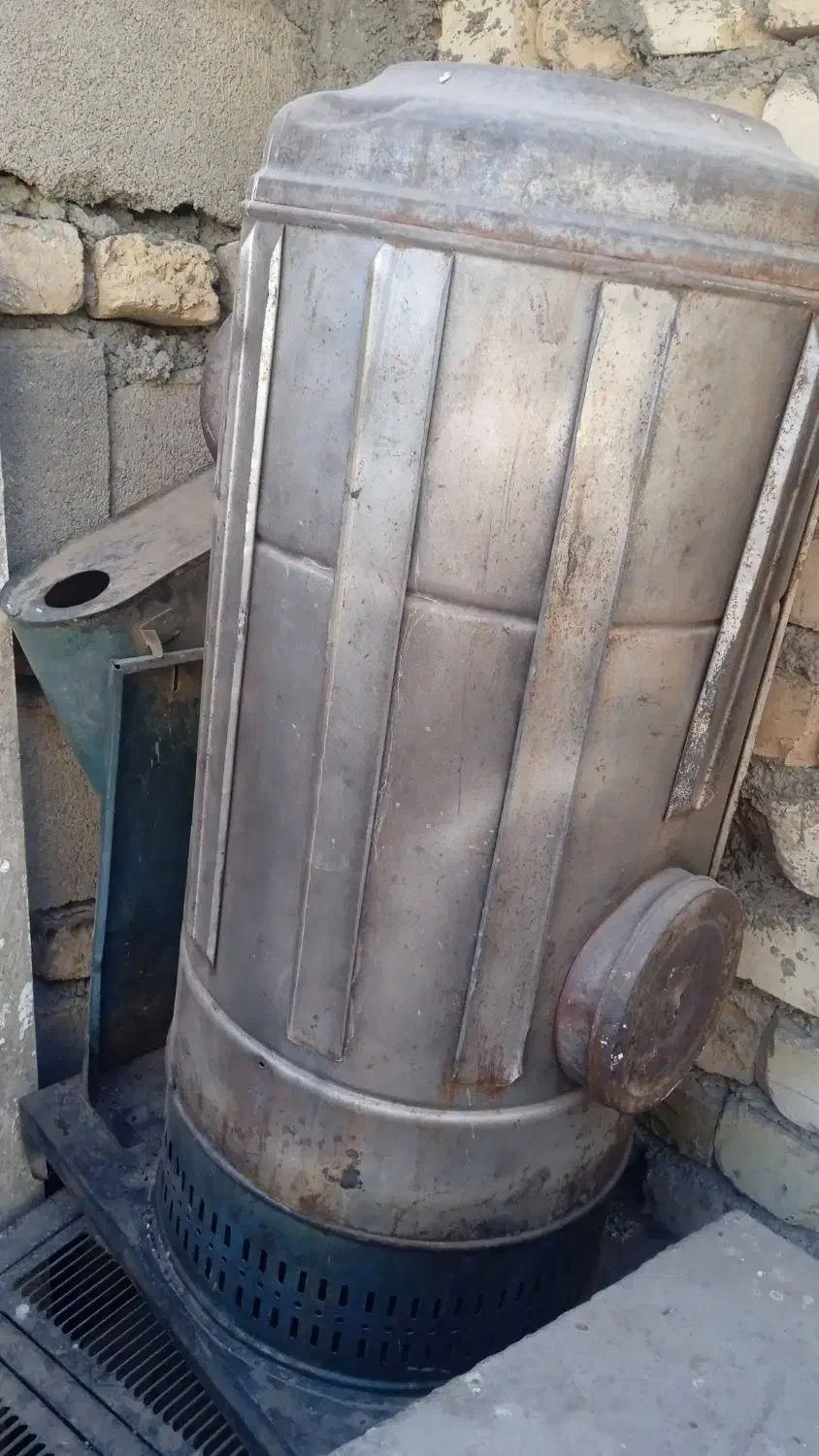 تانکر نفت ۱۵۰۰لیتر و بخاری نفتی چکی فروشی|بخاری، هیتر، شومینه|زبرخان, |دیوار