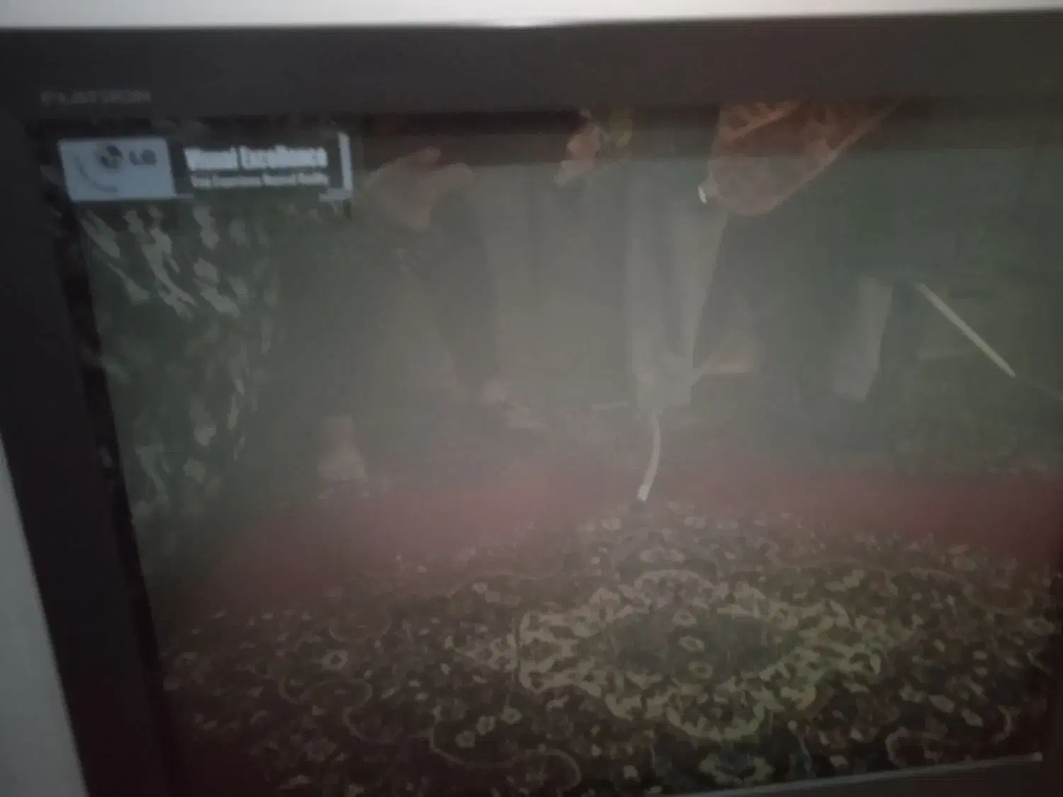 تلویزیون LG قدیمی|تلویزیون و پروژکتور|رشت, جانبازان|دیوار