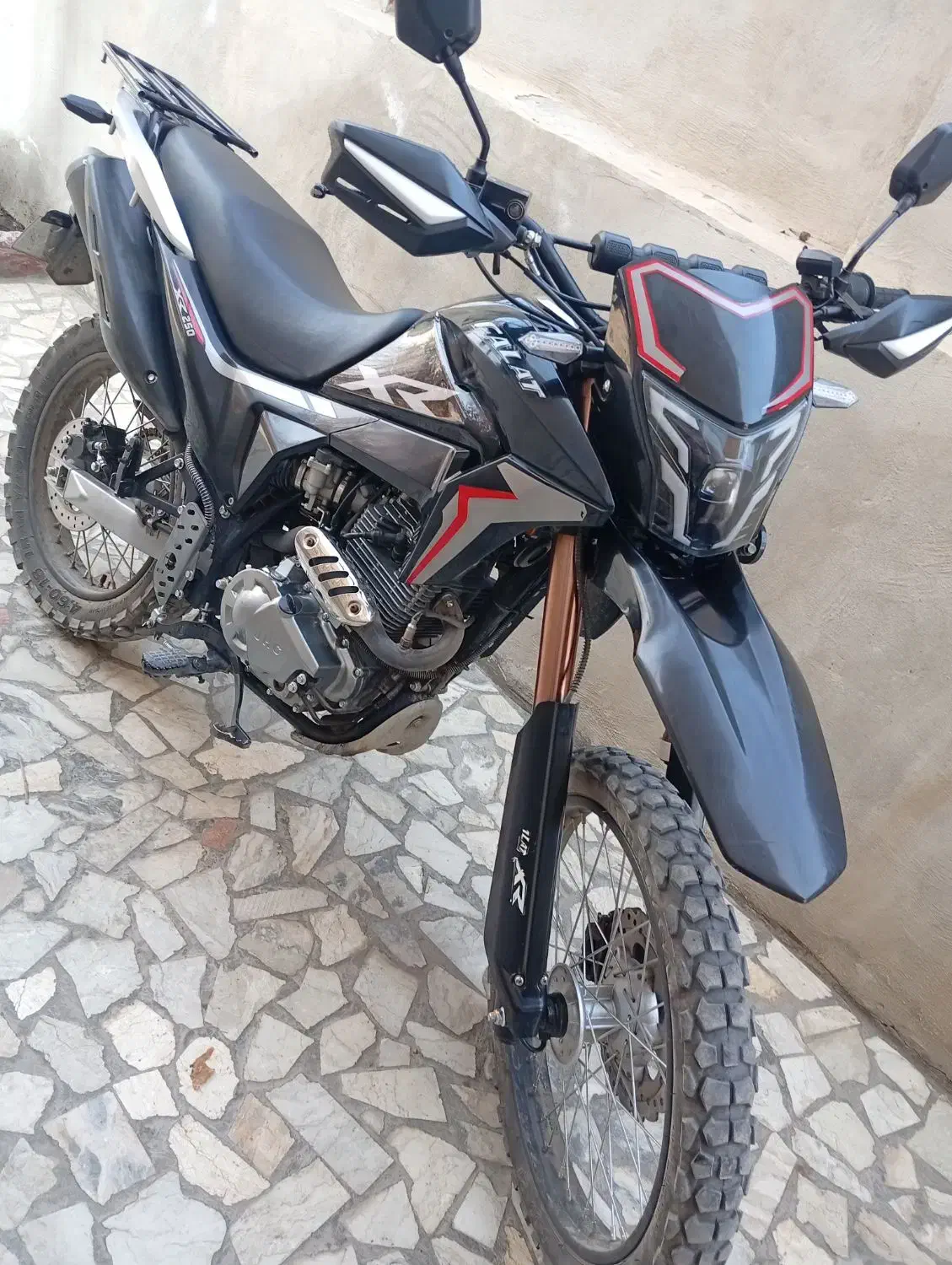 موتور فلات xr|موتورسیکلت|نوشین شهر, |دیوار