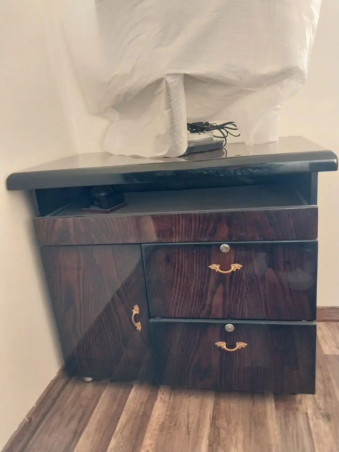 میز و صندلی اداری|مبلمان اداری|کرج, گوهردشت|دیوار