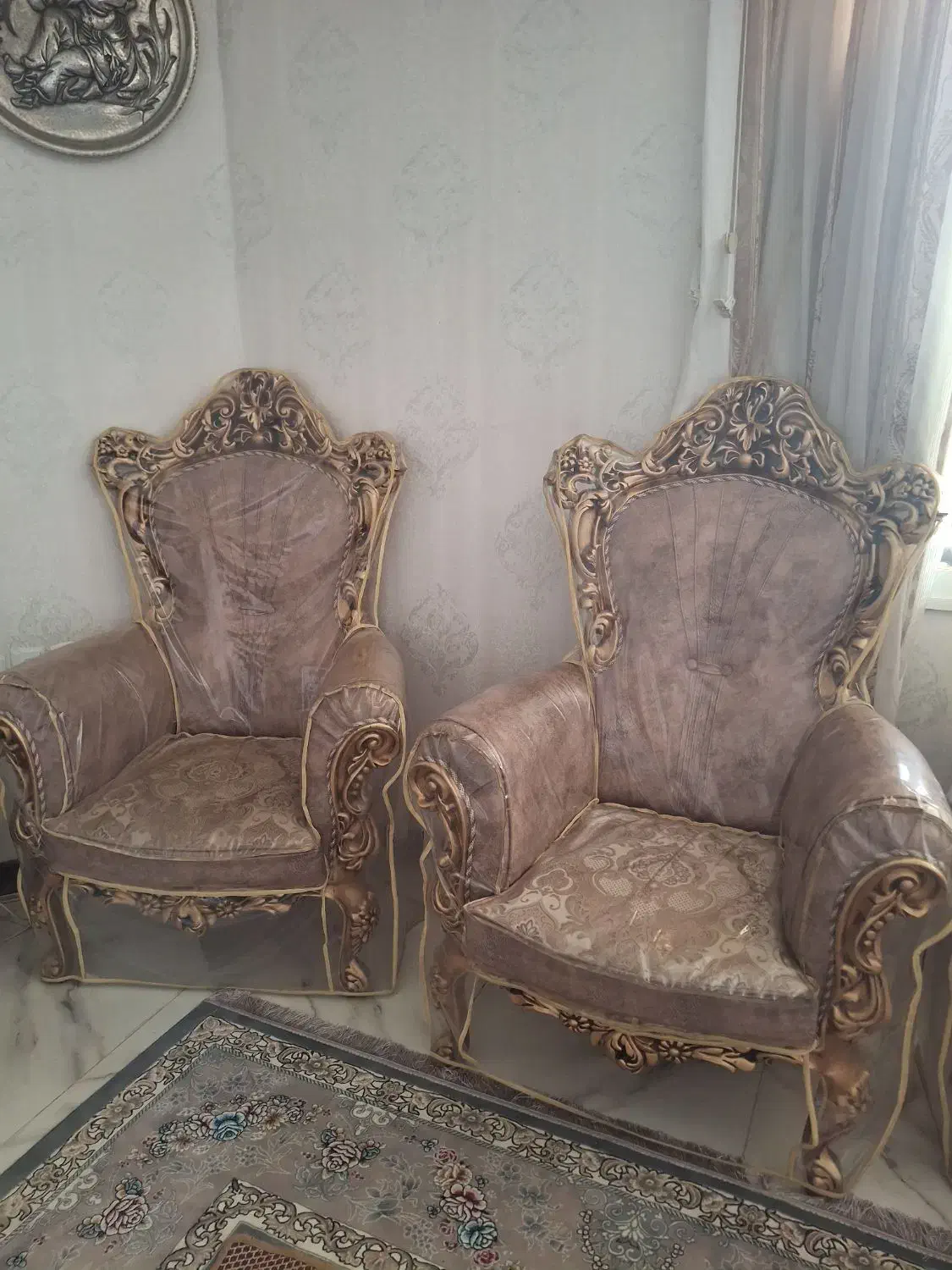 مبلمان را حتی کلاسیک با چوب راش وکم کار|مبلمان خانگی و میز عسلی|پیر بکران, |دیوار