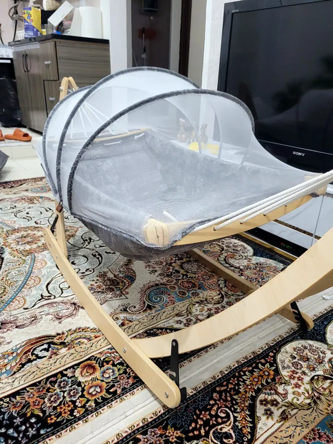 گهواره ننو|تخت و صندلی بچه|شهرکرد, |دیوار