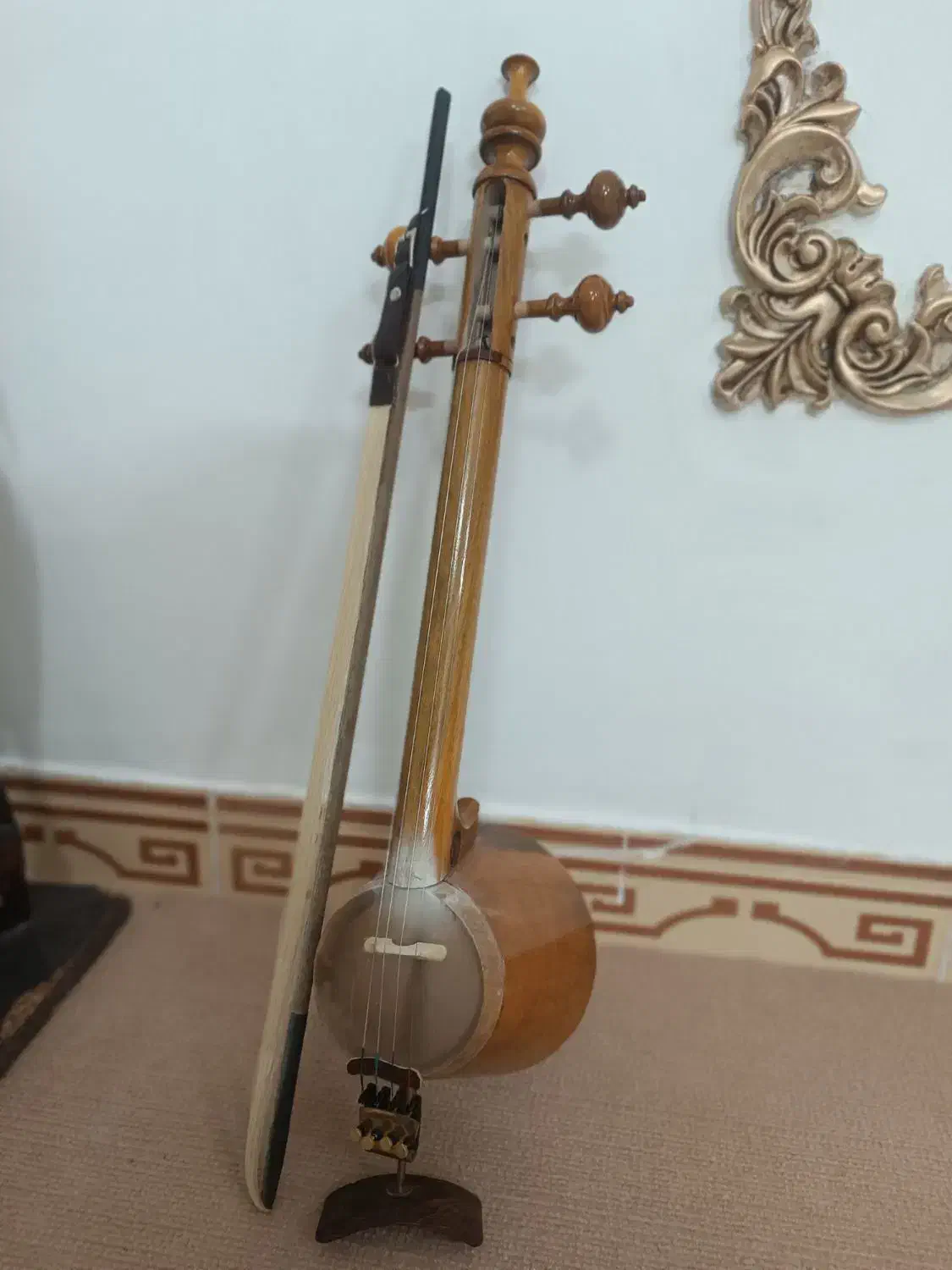 کمانچه استاد شهباز|سازهای سنتی|خرم‌آباد, |دیوار