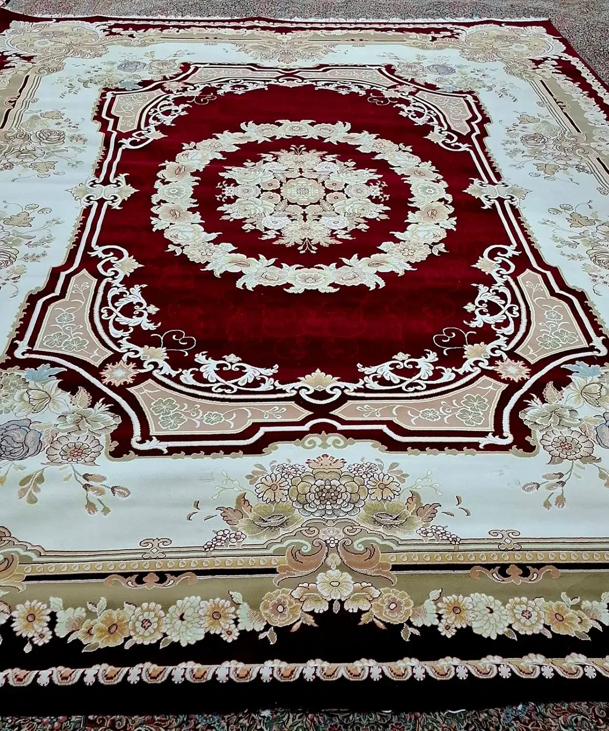 فروش فرش 12 متری 700 شانه|فرش|یاسوج, |دیوار