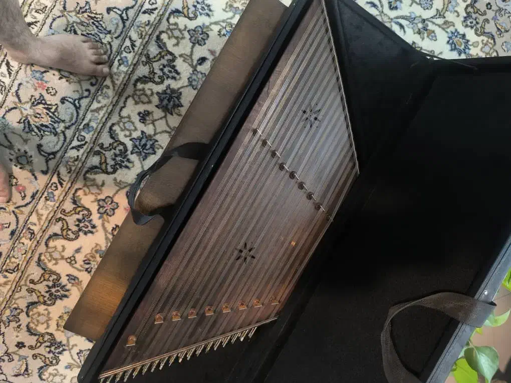 سنتور  با مهر استاد مهدی درویشی همراه با کیف|سازهای سنتی|اصفهان, جلفا|دیوار