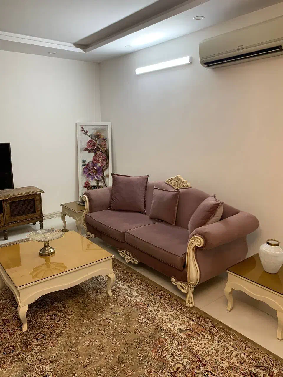 مبل|مبلمان خانگی و میز عسلی|مشهد, هنرستان|دیوار