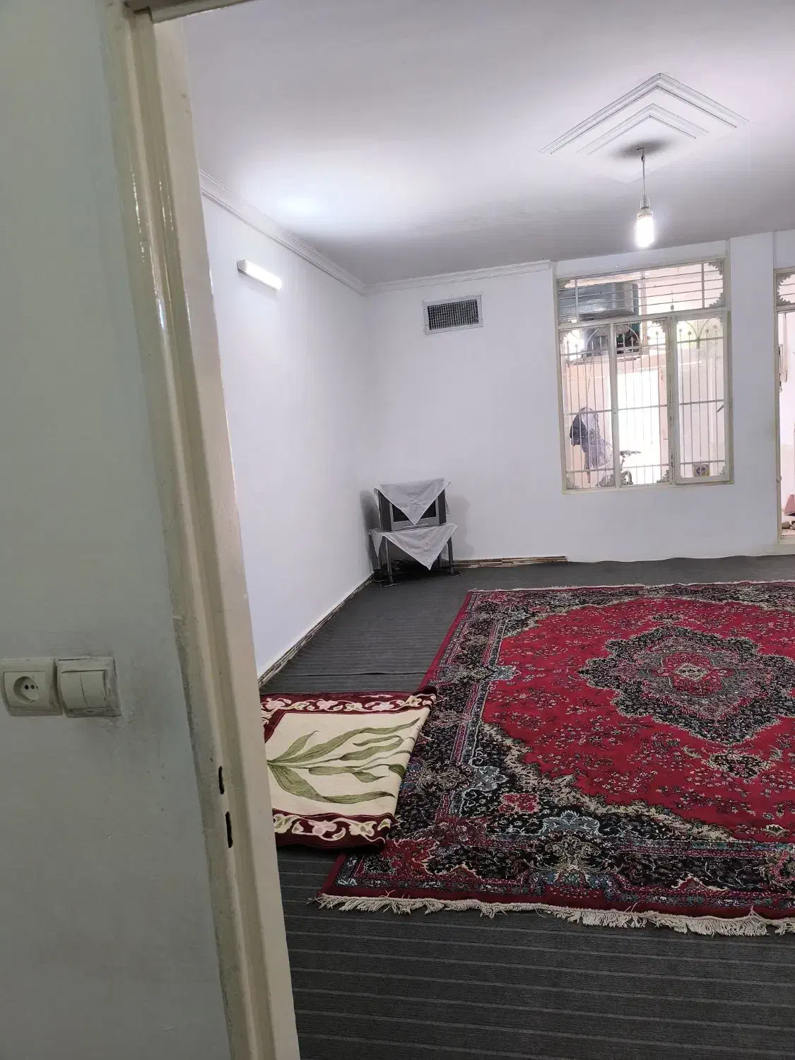 سوئیت دربست باپارکینگ|اجارهٔ کوتاه‌مدت آپارتمان و سوئیت|مشهد, نظام دوست|دیوار