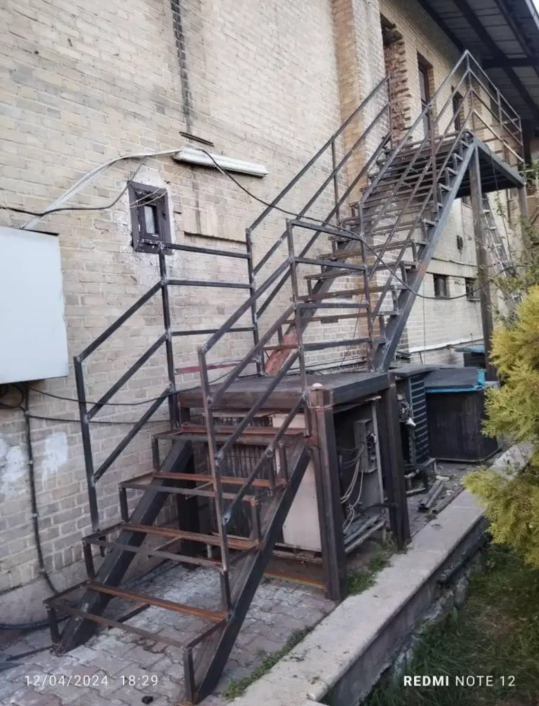 جوشکار سیارحرفه ای کلی وجزئی حتی یک خال جوش.|خدمات پیشه و مهارت|کرمان, |دیوار