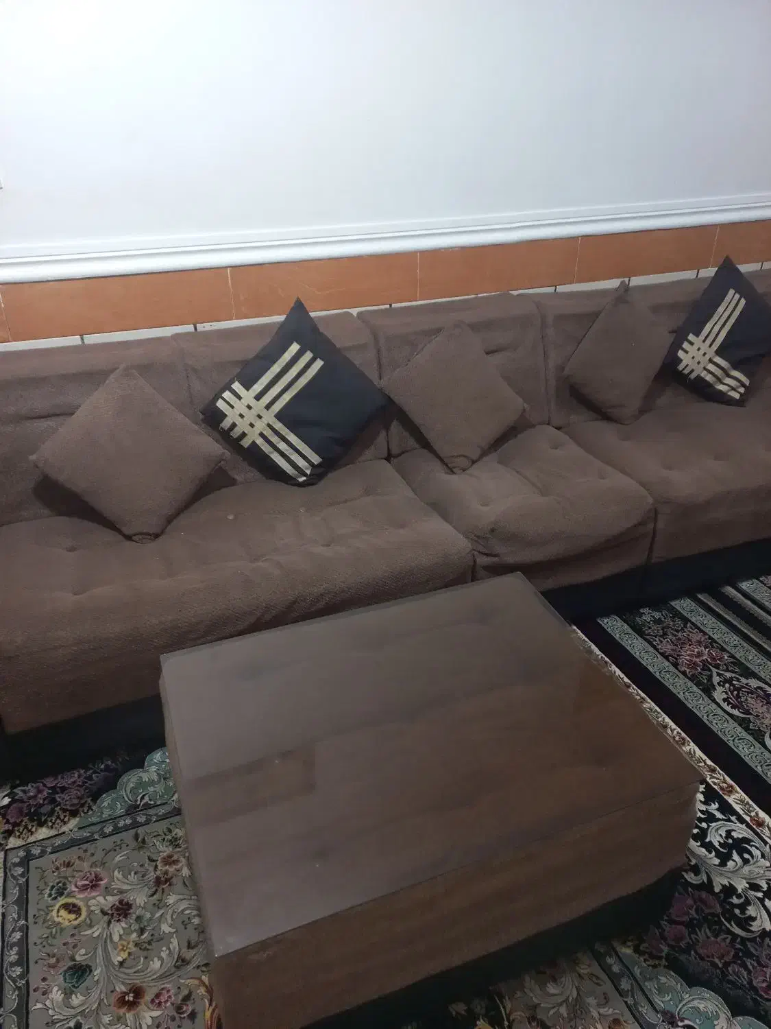 موبل دست دو|مبلمان خانگی و میز عسلی|باشت, |دیوار