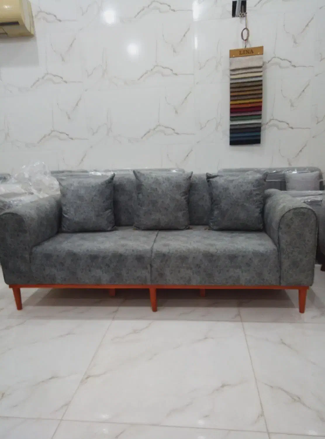 مبل متری ( 7 متر )|مبلمان خانگی و میز عسلی|لار, |دیوار